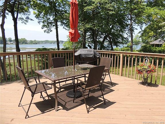 4th image of 26 Pawson Landing Dr