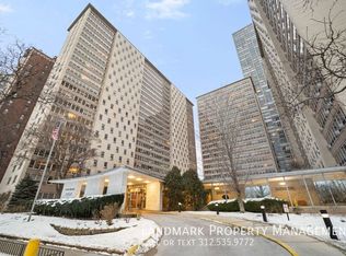 3950 N Lake Shore Dr APT 400, Chicago, IL 60613