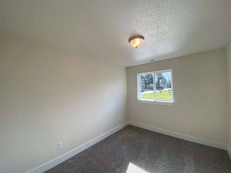 2514 Justine Ln — Photo 11