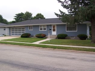 808 M Ave, Grundy Center, IA 50638