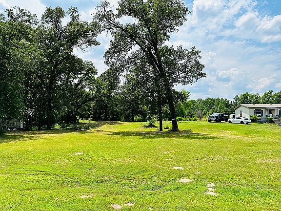5th image of 247 County Road 4641