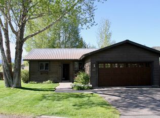 1685 W Quarterhorse Dr, Jackson, WY 83001