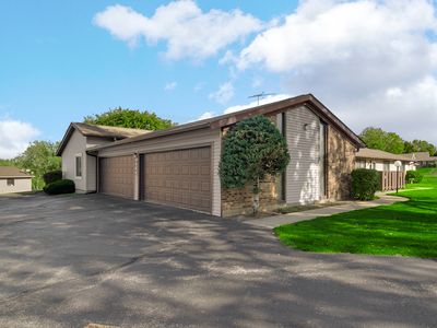 5202 Winslow Cir APT C, McHenry, IL, 60050