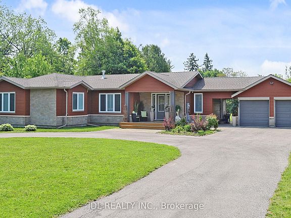 3rd image of 11 Hedge Rd