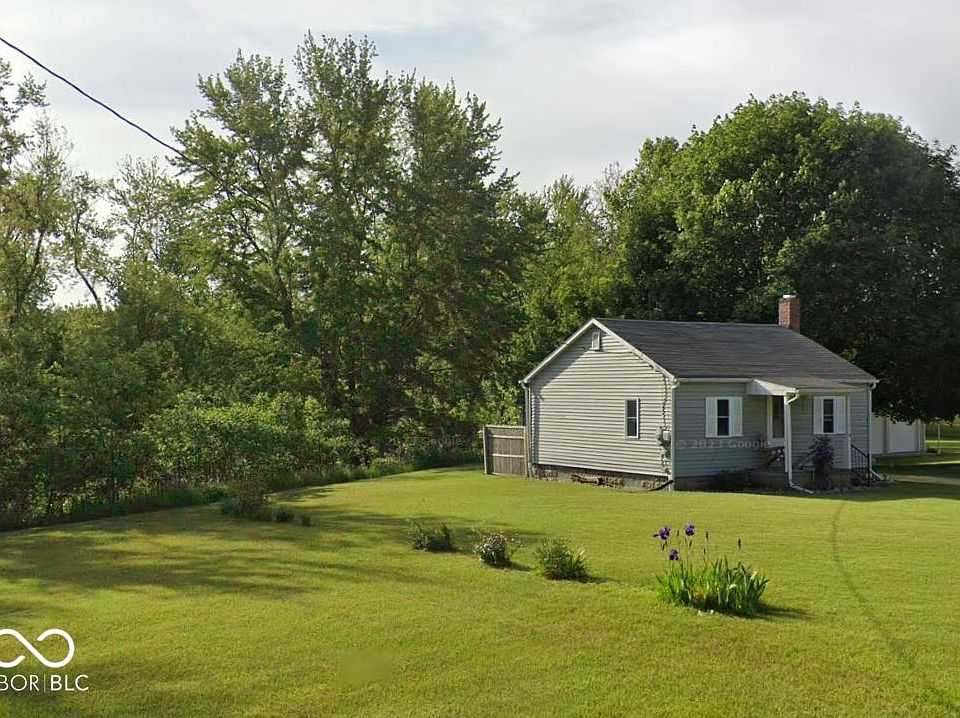 2nd image of 206 Trout Creek Rd