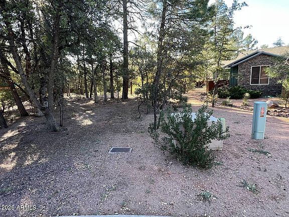 5th image of 821 W EAGLE RIDGE Circle #-