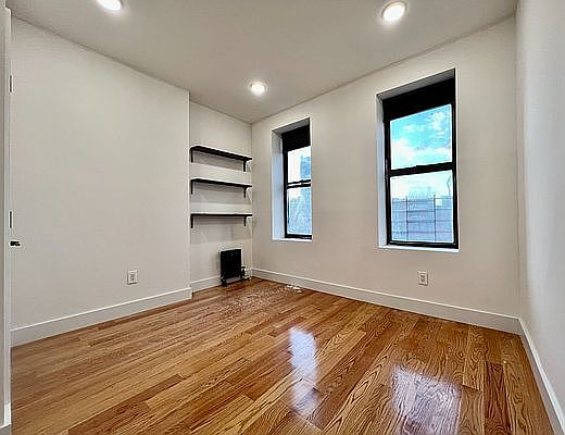 4th image of 350 Lenox Ave #S5