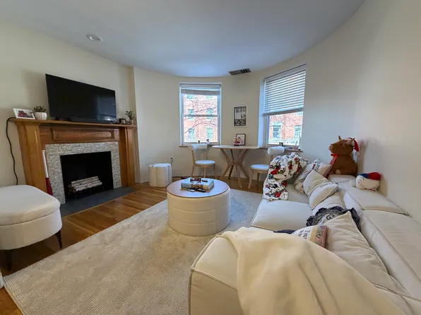 90 Gainsborough St Unit 201E, Boston, MA 02115