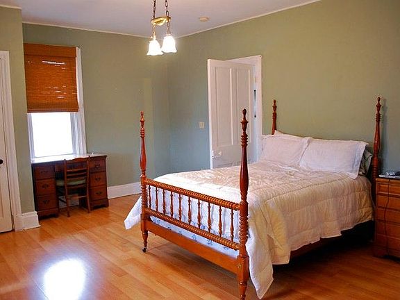 Large bedroom