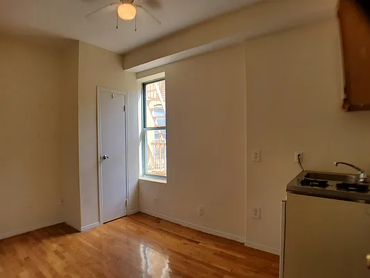 Rented by Corcoran | media 33