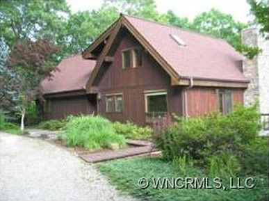 1st image of 221 Beckett Dr