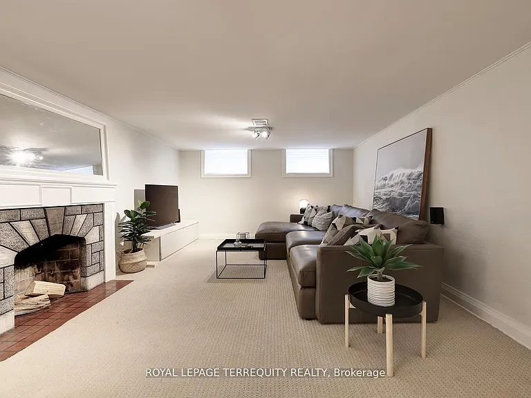 20 Elderidge Ave — Photo 31