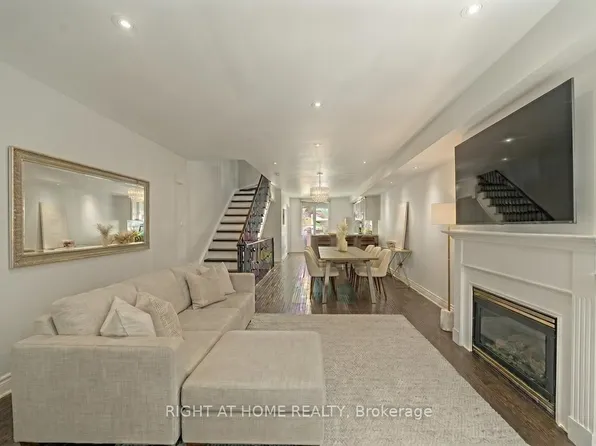 12 Sudbury St #2608, Toronto, ON M6J 3W7