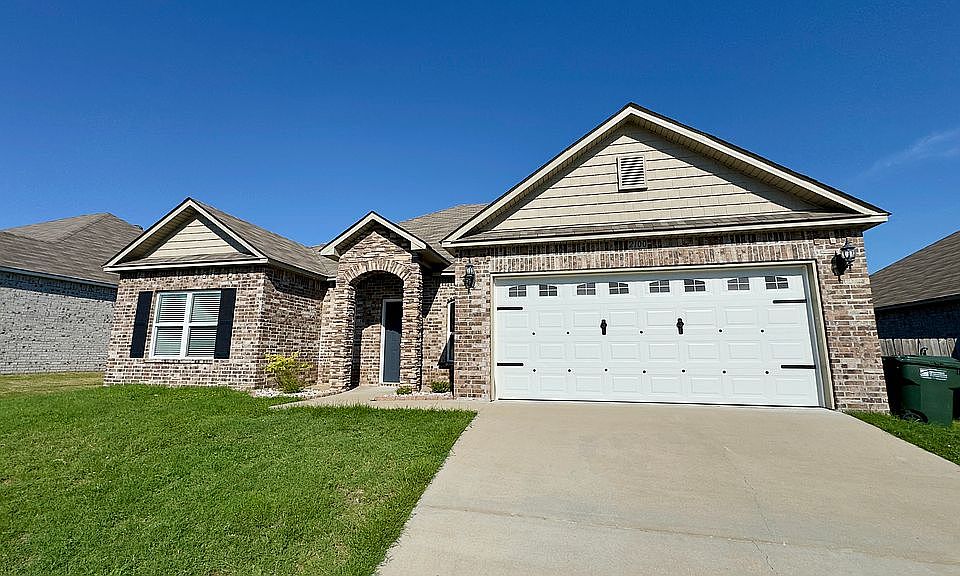 1st image of 2100 Matthews Meadows Ln