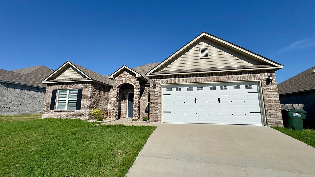 2100 Matthews Meadows Ln - Property Image