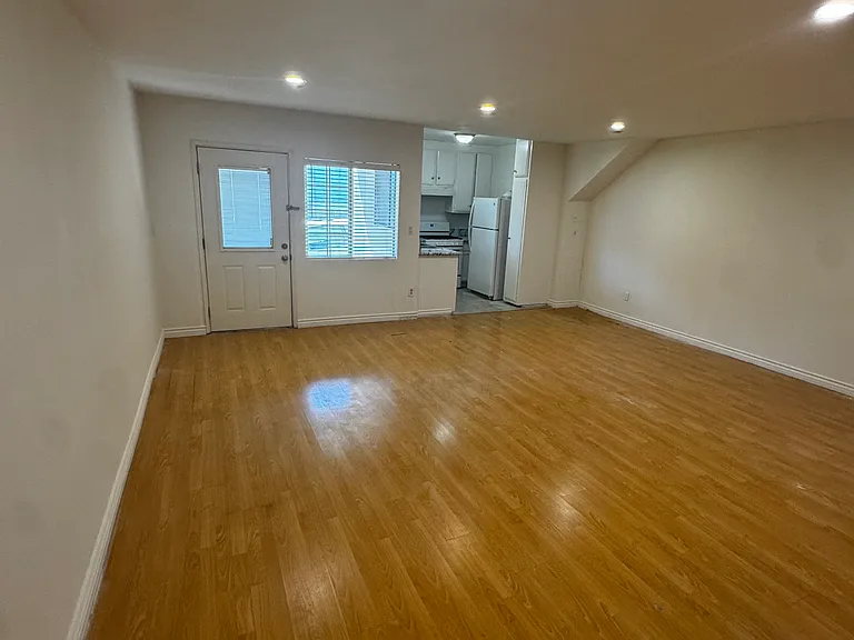 3055 Foothill Blvd #9 — Photo 4