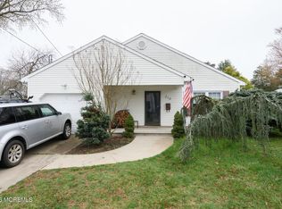 210 Raritan Place, North Middletown, NJ 07748