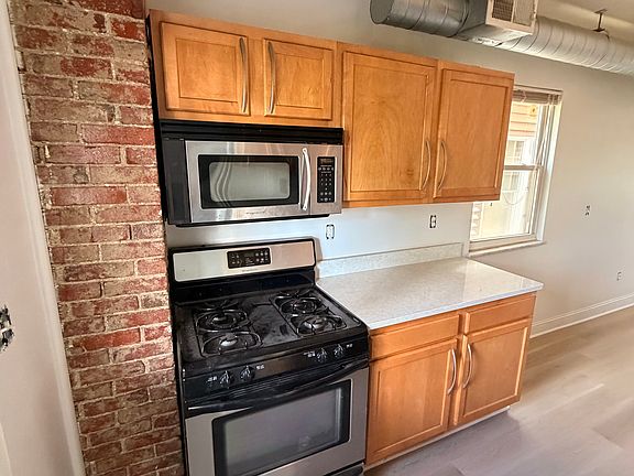 5th image of 128 Cohassett St APT 1