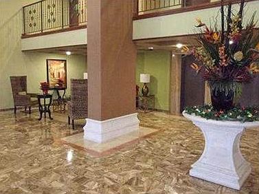 3rd image of 6061 Collins Ave APT 21A