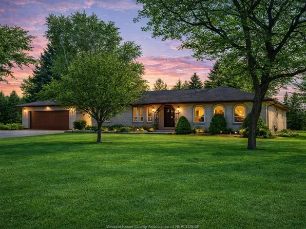 4960 Huron Church Line Rd, Lasalle, ON N9H 1H4