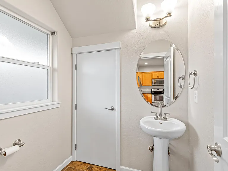Lower level Half Bath