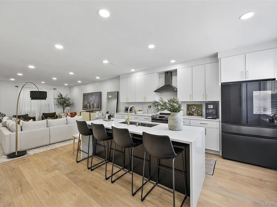 1st image of 1518 Fielding Street