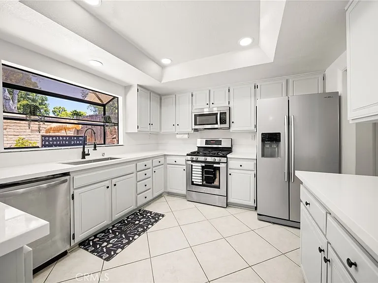 731 Langer Dr — Photo 14