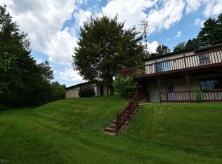 7009 Forest Rd SW, Dellroy, OH 44620