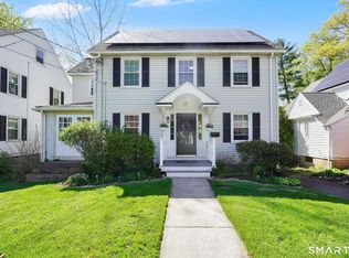 17 Ballard Drive, West Hartford, CT 06119