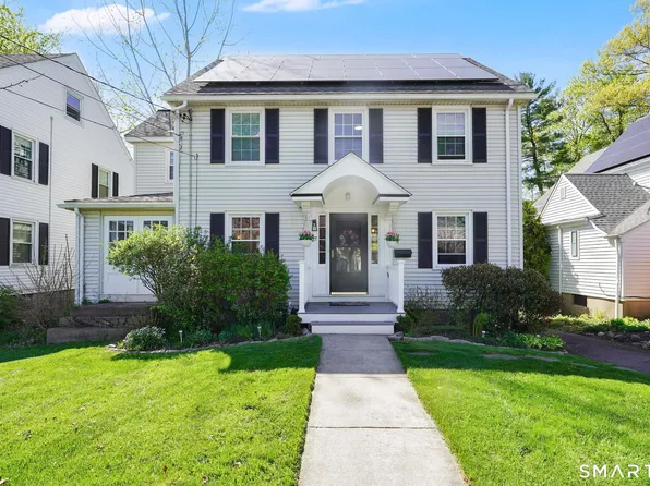 17 Ballard Drive, West Hartford, CT 06119