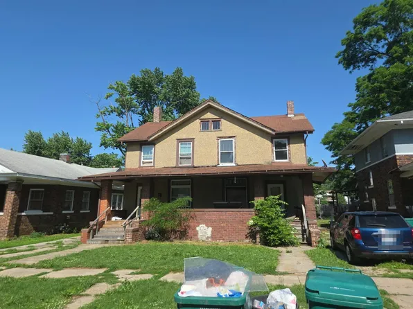 507-513 N Cedar St, Galesburg, IL 61401