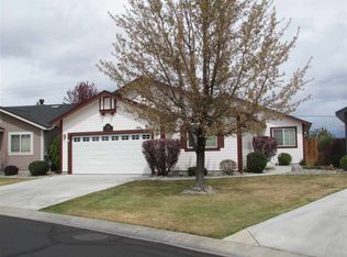 1149 White Oak Loop, Minden, NV