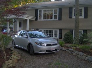 9 Ashley Dr, East Falmouth, MA 02536