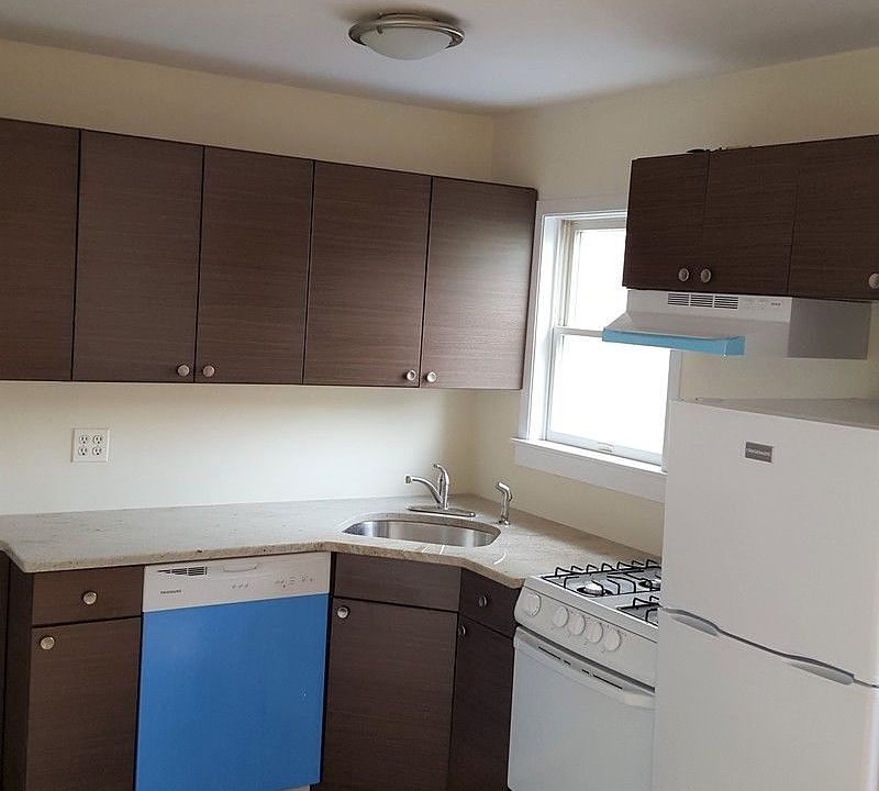 1st image of 64 Dikeman St #3