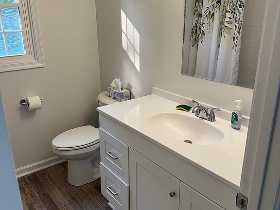 3rd image of 280 American Dr