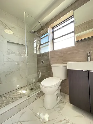 Rented by Avenue Sotheby's International Realty | media 49