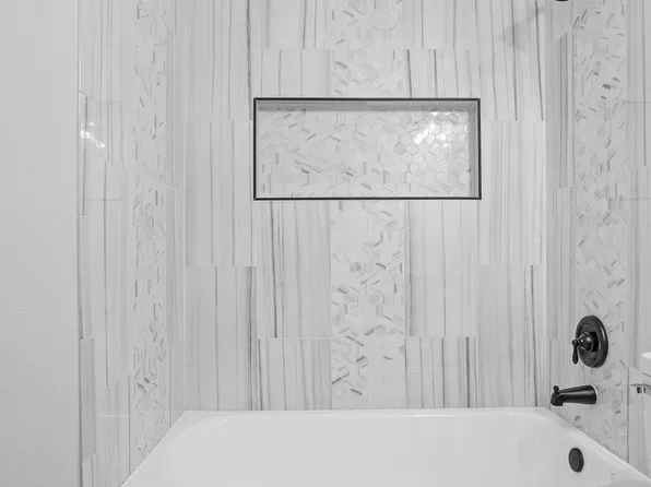 2804 Southwood Dr, Tallahassee, FL 32301