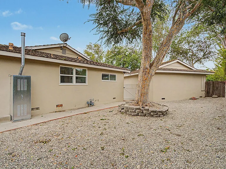 27 Ranchview Rd — Photo 36