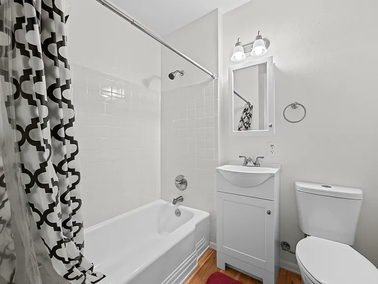 Upstairs bathroom 1