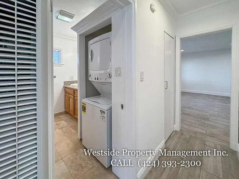627 Westminster Ave #2 — Photo 7
