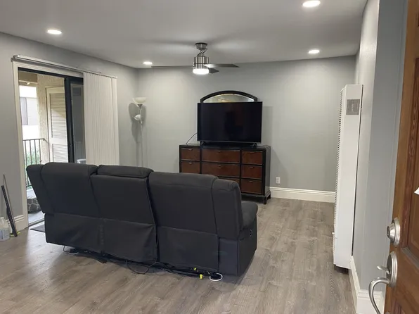 10182 Camino Ruiz Unit 62, San Diego, CA 92126