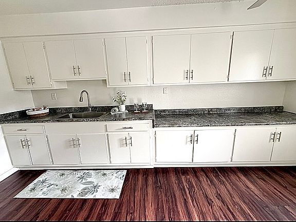3rd image of 9348 Somerset Blvd APT 1