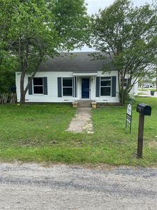 203 S 3rd St, Sanger, TX, 76266
