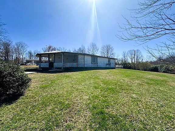 3rd image of 506 Callahan Rd