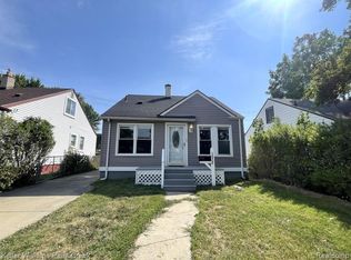 2936 Greenfield Rd, Berkley, MI 48072