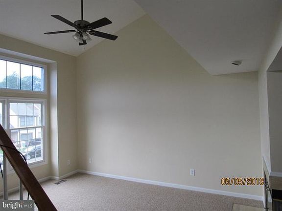 3rd image of 6549 Palisades Dr
