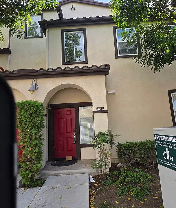 4529 Northern Moon Way