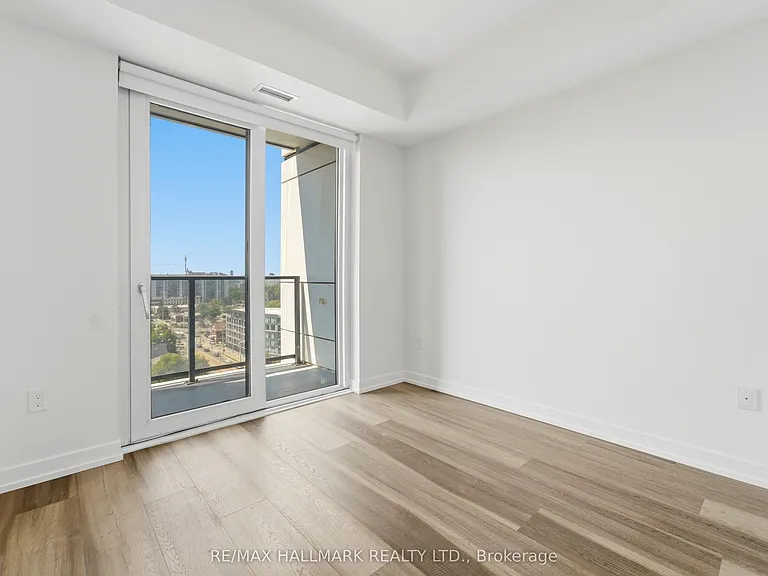 5 Wellington St S #1406 — Photo 18