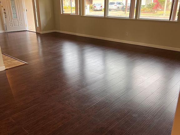 2nd image of 4541 Collett Ave