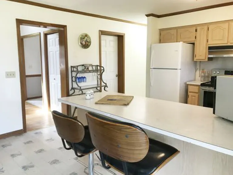 21373 Southside Rd — Photo 9